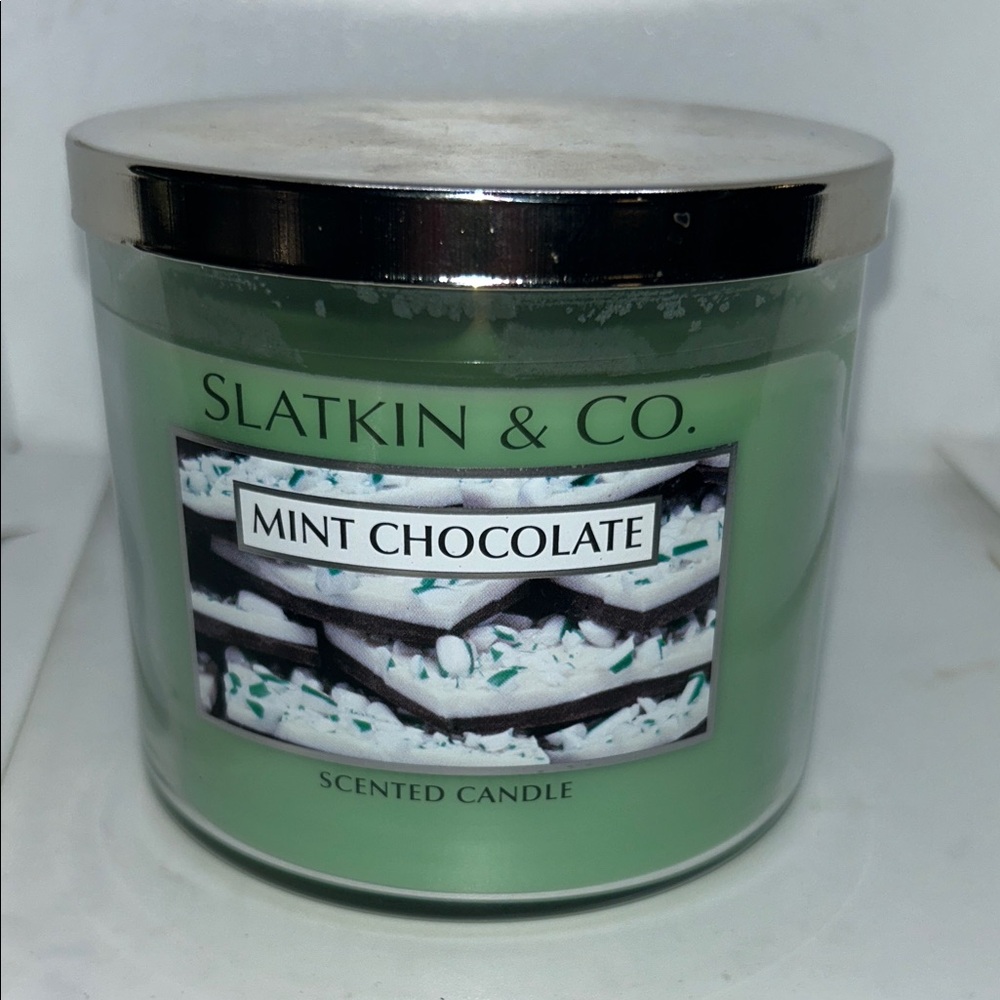 Slatkin & Co. Mint Chocolate Scented Candle - Green - Picture 1 of 7